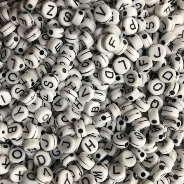 2300 Round Letter Beads + 20M String + 50 latched necklaces Creative Arts and Craft Jewellery Making