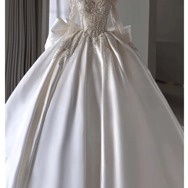 Elegant Illusion Long Sleeve Wedding Dress with Lace Applique - Ball Gown Satin Bridal Gown for Bride's Party